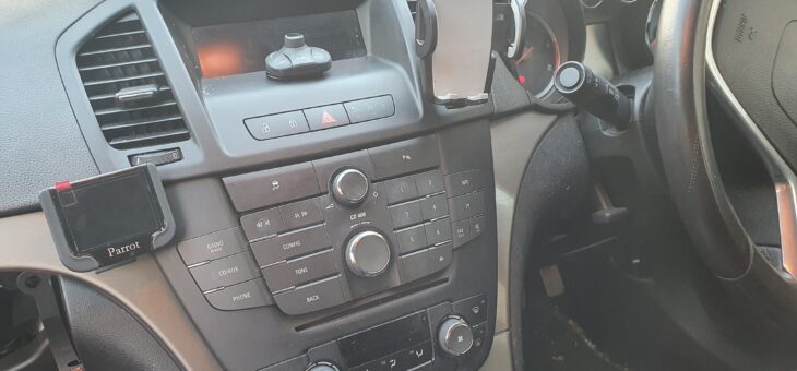 Parrot Mki 9200 bluetooth hands free kit Installation.