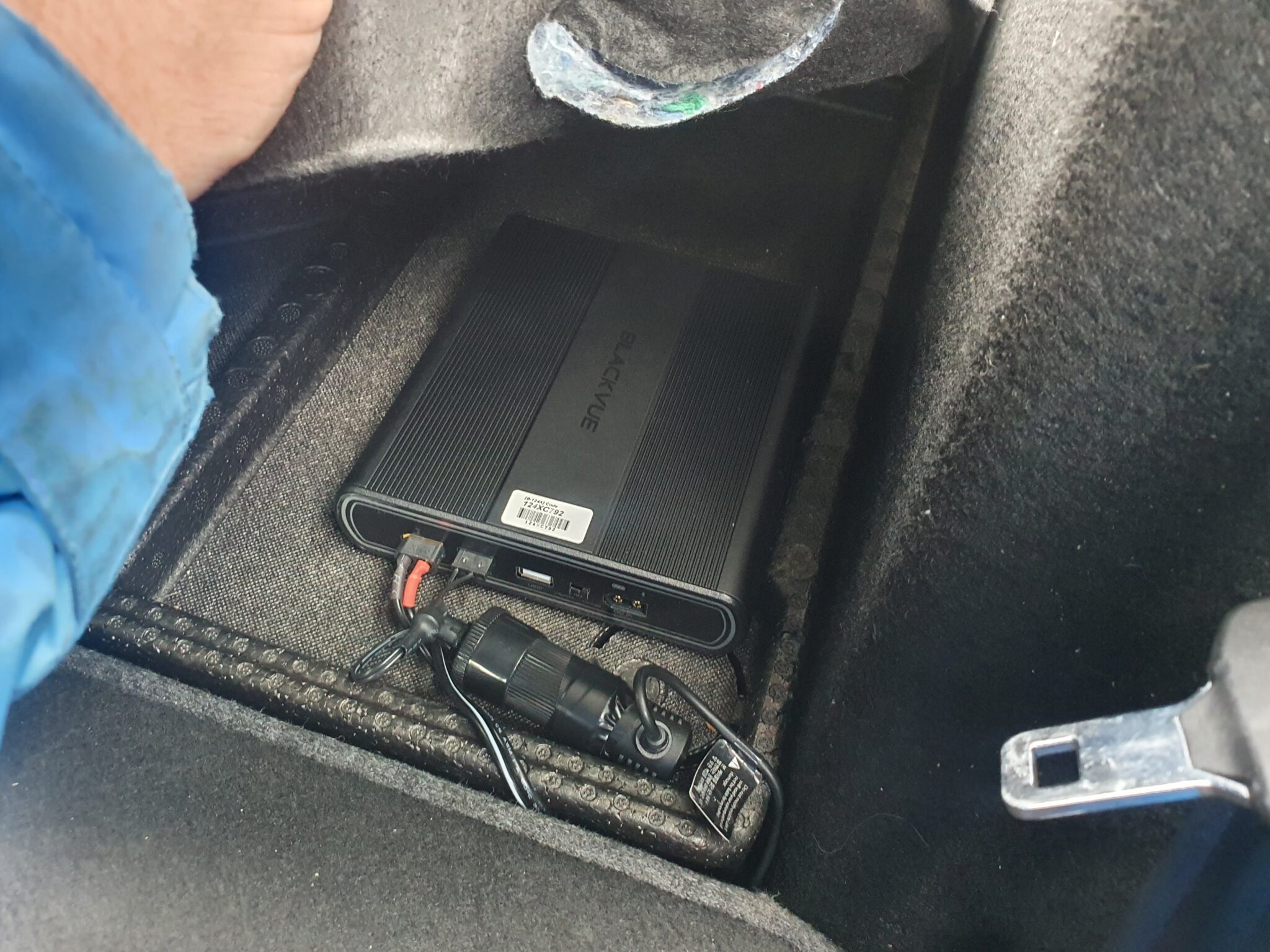 Blackvue front and rear dash cam with power magic battery pack. Auto Mobile Installations